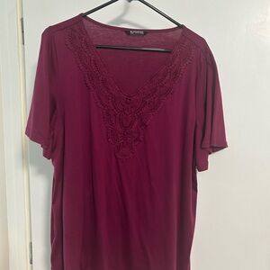 BloomChic Wine Crochet V‑Neck Short Sleeve Top
